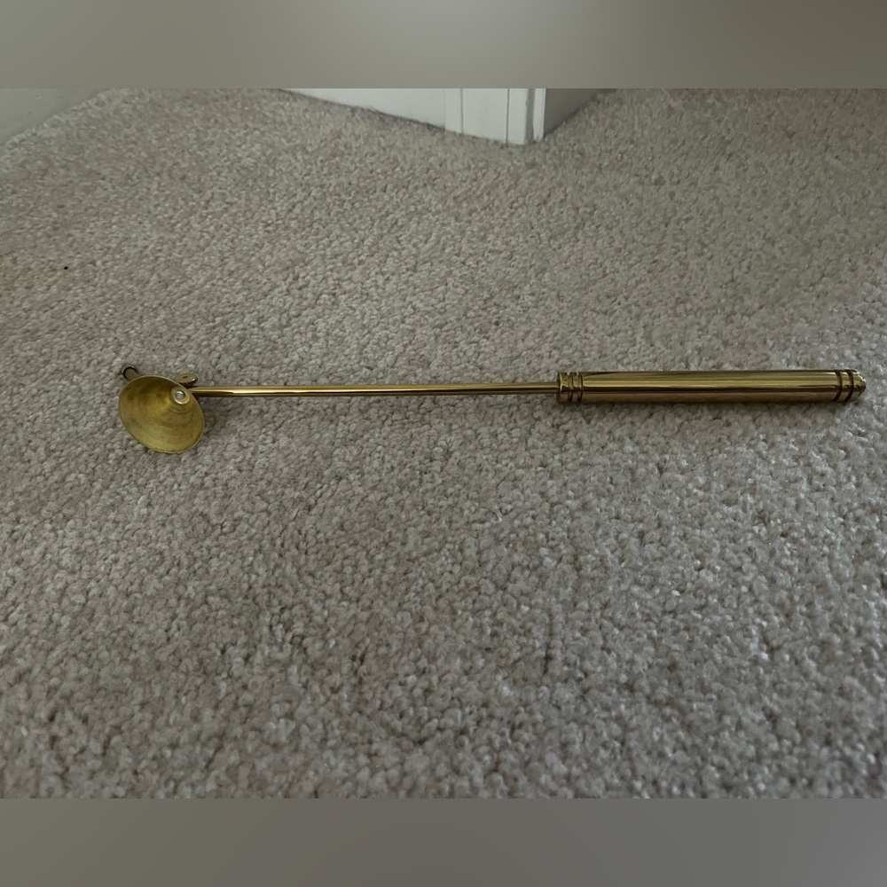 Vintage PartyLite utility candle lamp with one utility candle and candle snuffer - Picture 8 of 9